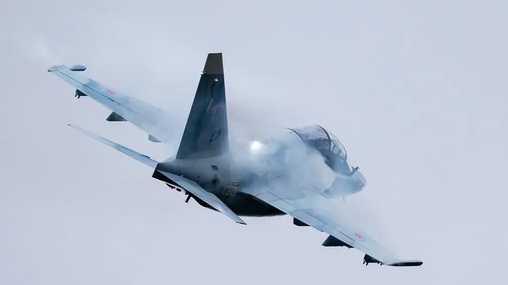 учебно-боевой самолет Як-130