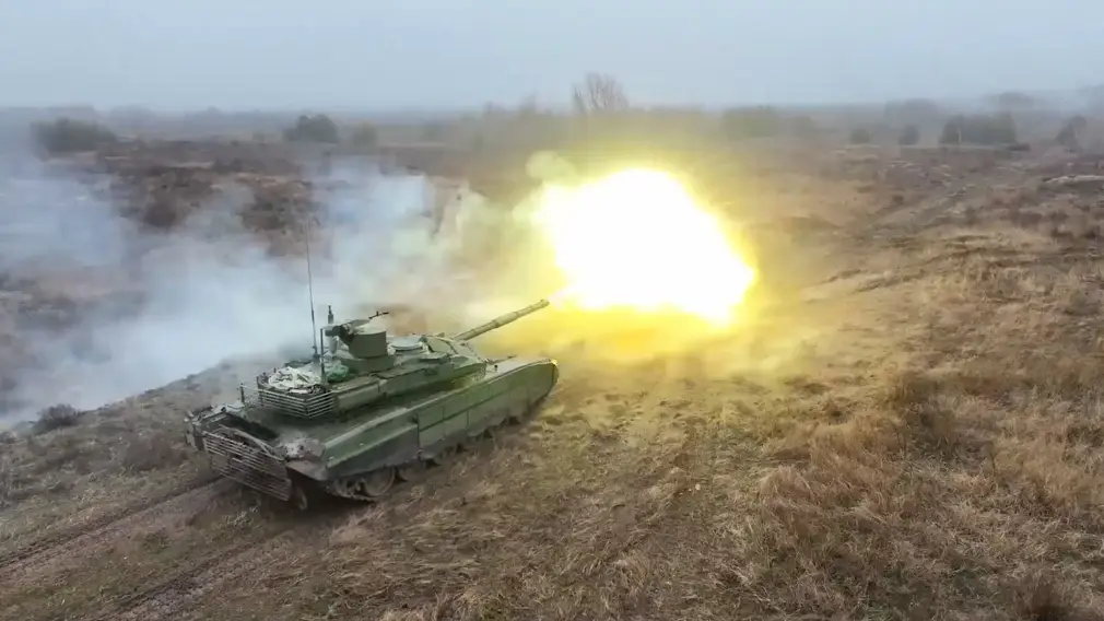 Танк Т-90, выстрел из танка