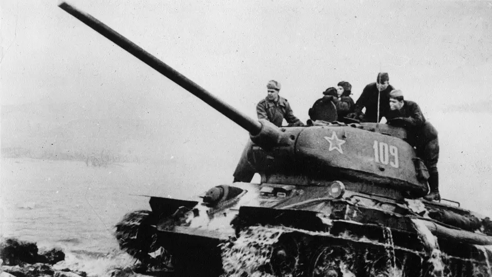 Т-34-85 в 1944 году
