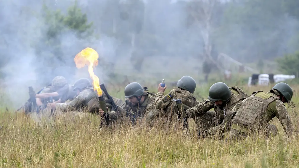 солдат ВСУ на полигоне