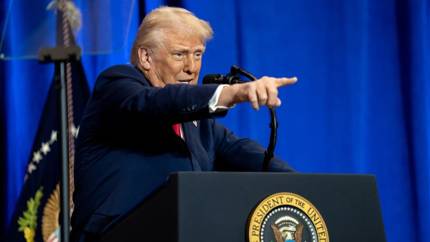 Вместо компенсации — встречный счёт: Трамп выдвинул Ирану требования за последние 50 лет