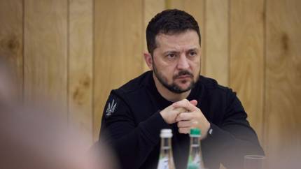 «Игра с огнём». Зеленского предупредили о катастрофе из-за вранья о потерях