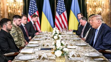 «Пора выбрать нового президента»: Трамп выступил с заявлением о будущем Украины