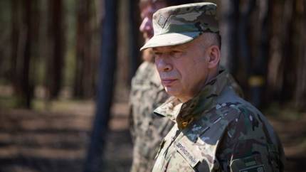 Отставка обернулась кризисом: на Украине заговорили об отставке Сырского