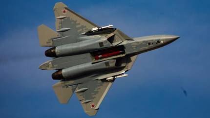 Кто победит в небе: в США назвали сильные стороны Су-57 и Rafale