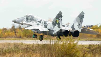 Замена не сработала? Почему F-16 уступили МиГ-29