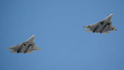 Стелс-дроны для Су-57Э: что Россия впервые покажет в Египте