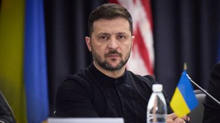 Трамп требует прекратить удары по НПЗ: Зеленский назвал свое условие