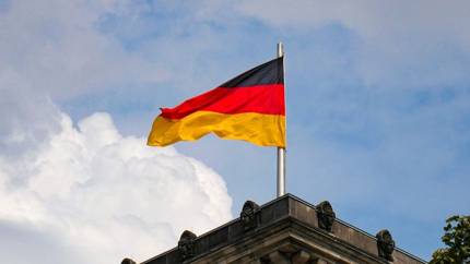 Американский куш: как США наживаются на военных планах Германии