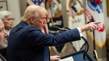 Зеленского ждёт неприятный сюрприз: Трамп пригрозил показать неудобное видео