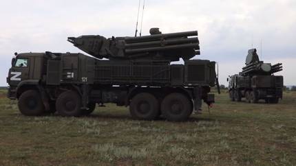 Ночная атака: российские войска сбили сотни вражеских дронов