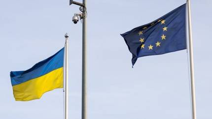Идти на условия Москвы? Названы три варианта действия Украины и Запада