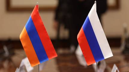 Опасный выбор Еревана: в России предупредили Армению из-за 102-й базы