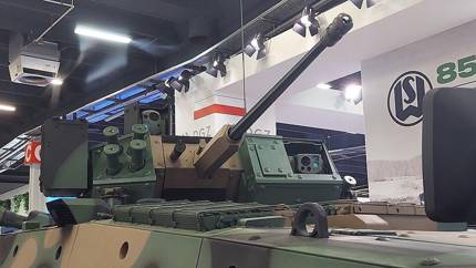 Тяжеловес выходит на сцену: Польша показала новую БМП для поддержки Abrams