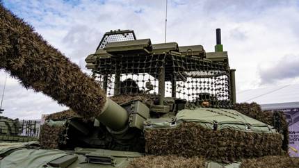 Защиту утроят: российские танки получат обновлённую «Арену-М»