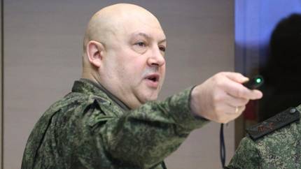 Суровикин снова в Москве: эксперт допустил его возвращение к СВО
