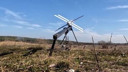 Бензин вместо аккумулятора. ВС РФ применяют на фронте новые дроны